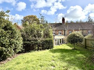 Rear- click for photo gallery